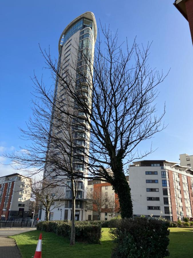 Swansea Bay, Marina & Arena View Mins To Beach & City المظهر الخارجي الصورة
