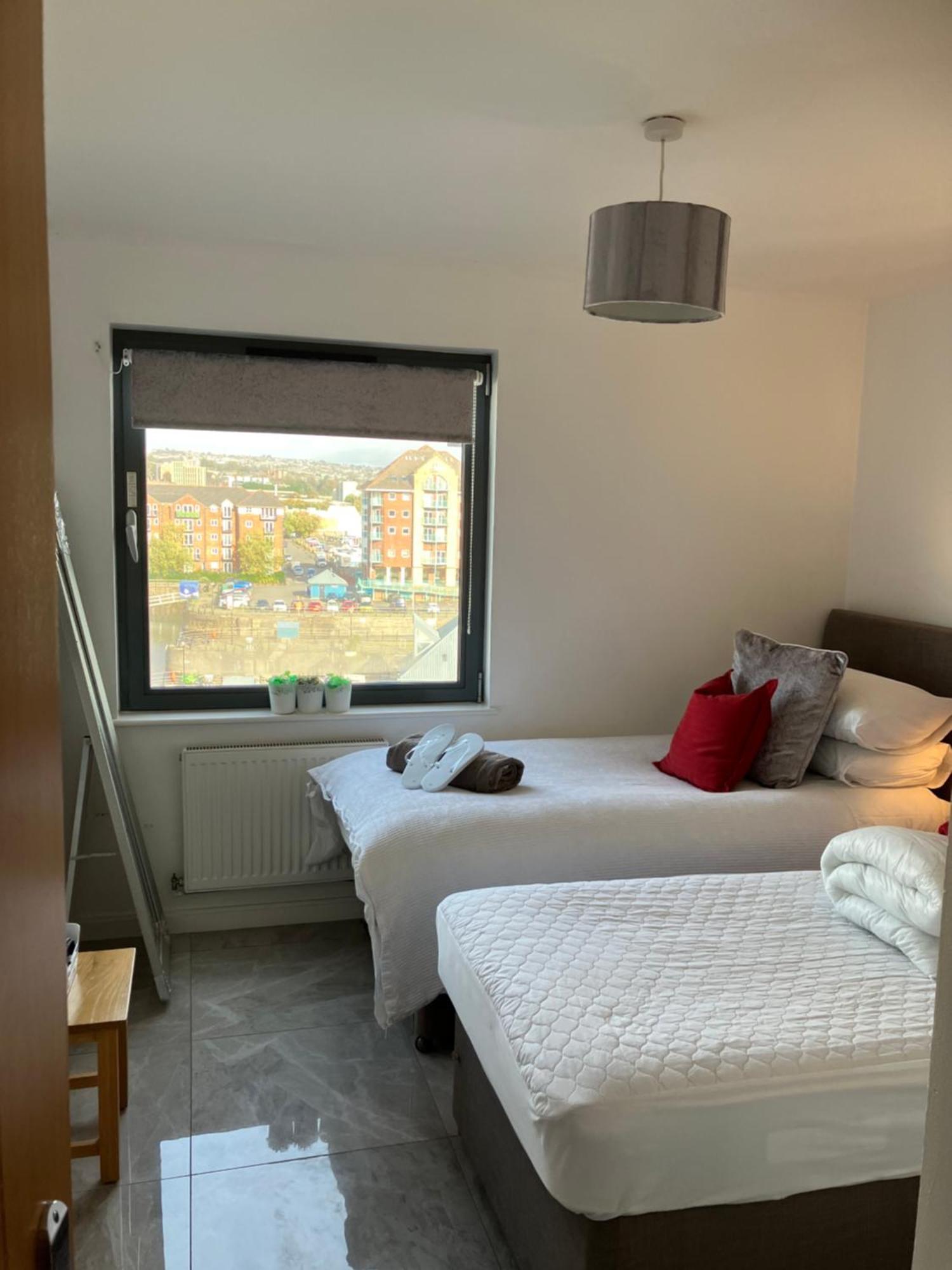 Swansea Bay, Marina & Arena View Mins To Beach & City المظهر الخارجي الصورة