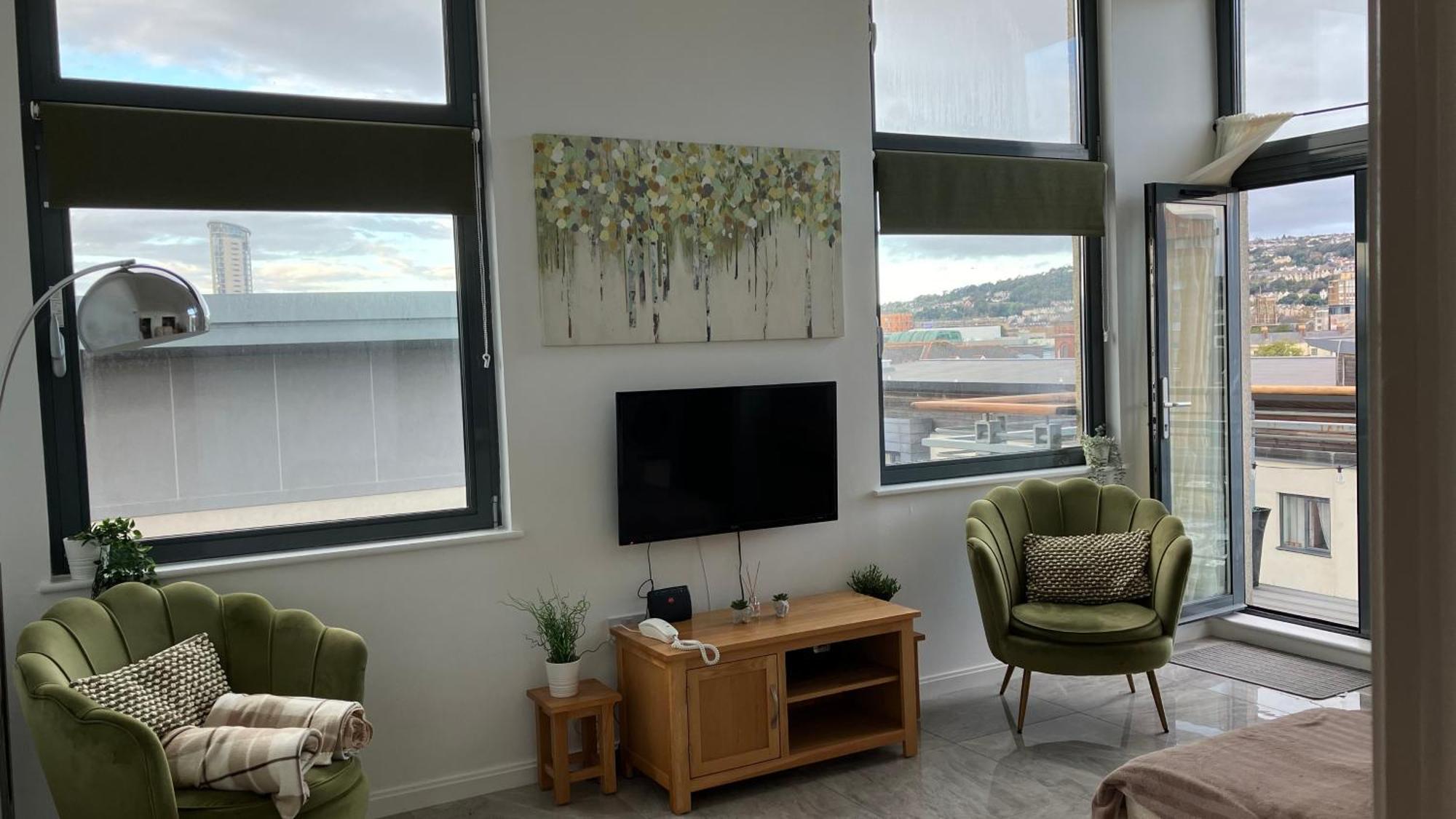 Swansea Bay, Marina & Arena View Mins To Beach & City المظهر الخارجي الصورة